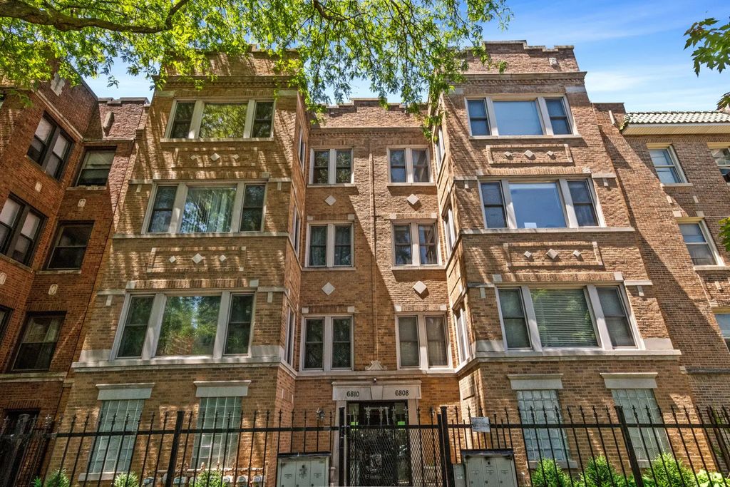 6808 S Paxton Avenue 2n, Chicago