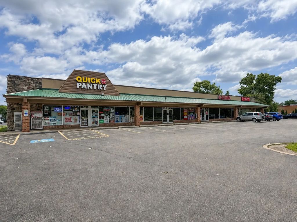 4651 Old Tavern Road, Lisle