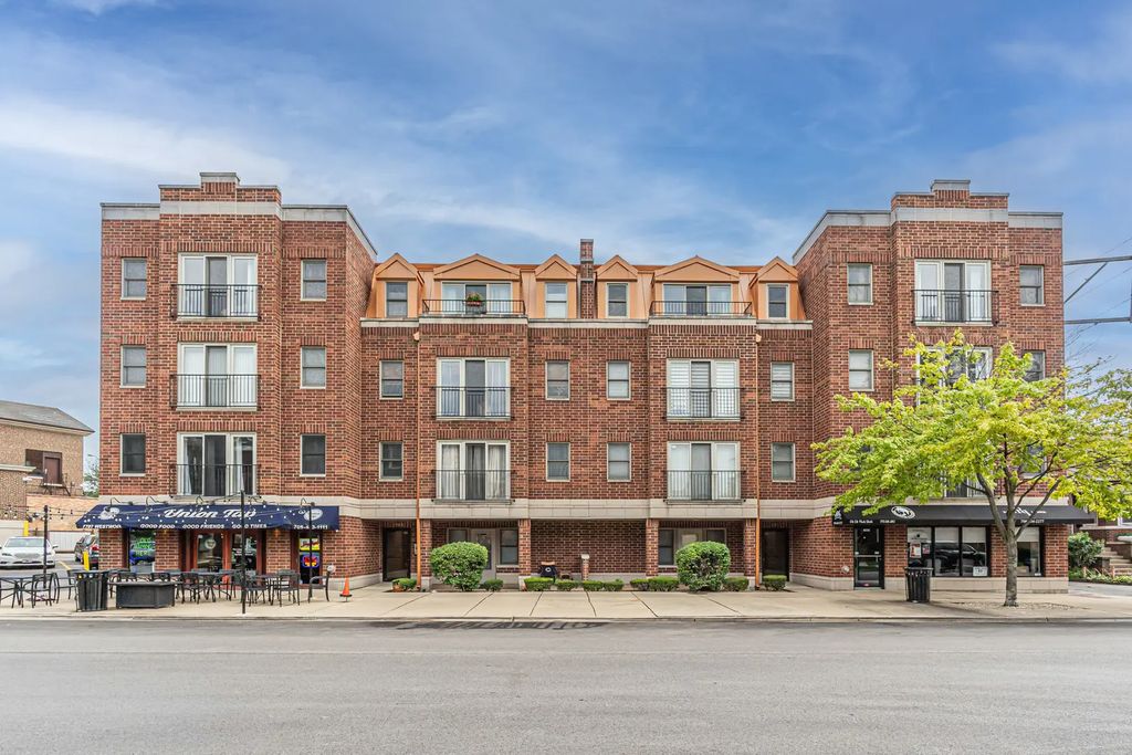 7707 Westwood Drive 1b, Elmwood Park