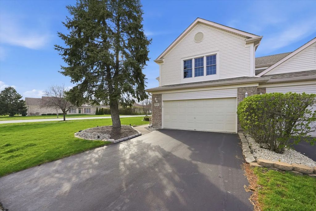 7770 Bristol Park Drive, Tinley Park