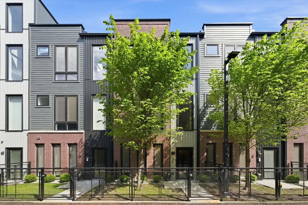 4250 W Belmont Avenue 1, Chicago, 60641