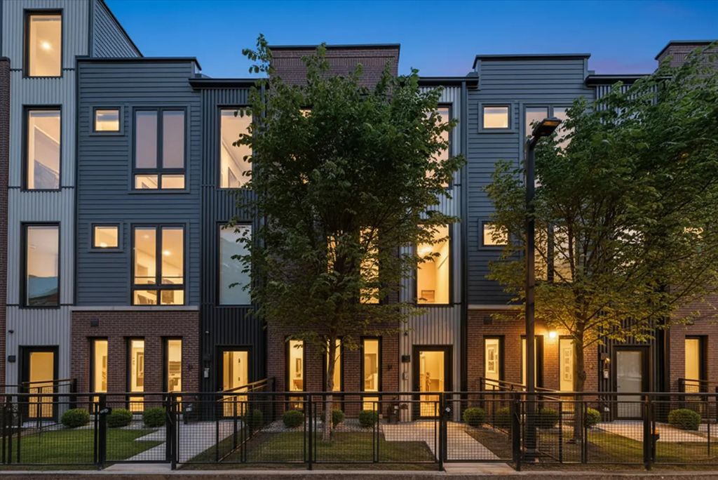 4250 W Belmont Avenue 5, Chicago, 60641
