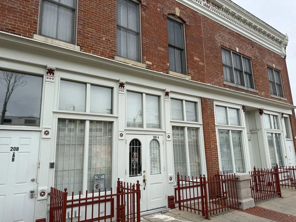 204 E Washington Street 204, Joliet