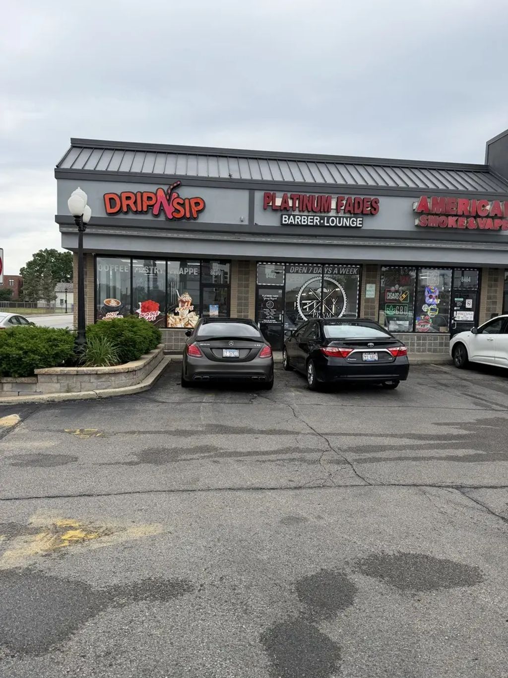8400 W Grand Avenue, River Grove