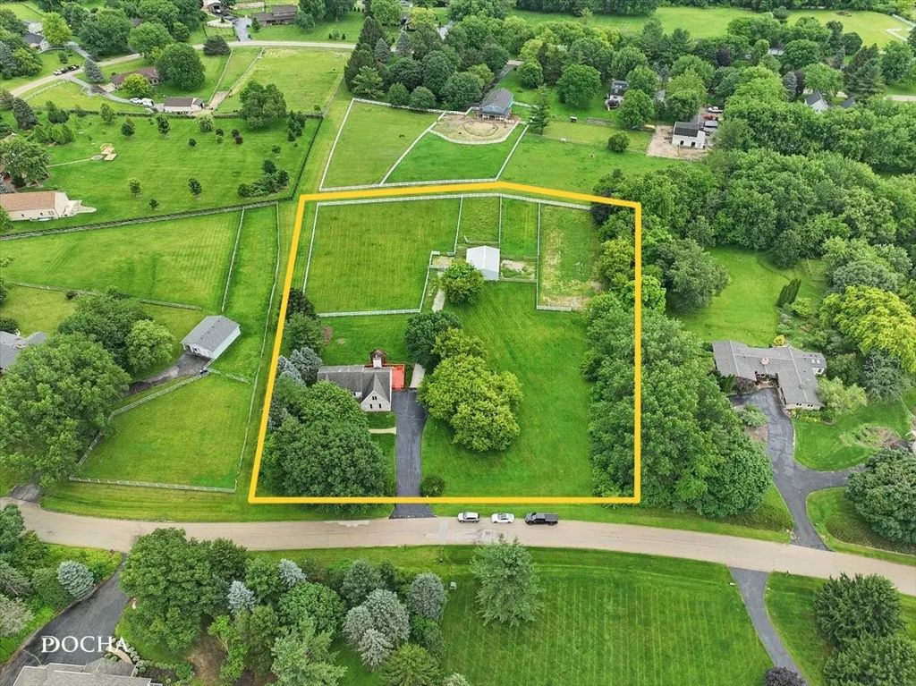 6n777 Palomino Drive, Campton Hills