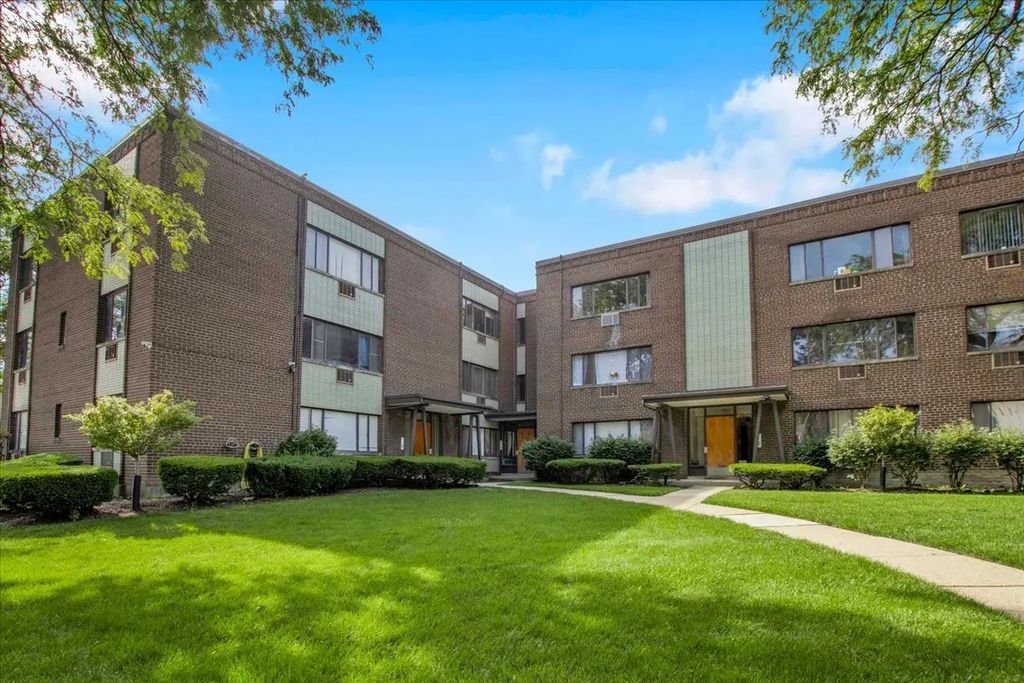 3441 W Bryn Mawr Avenue 1e, Chicago
