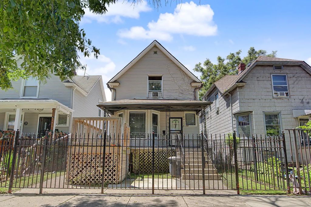 848 N Lawler Avenue, Chicago