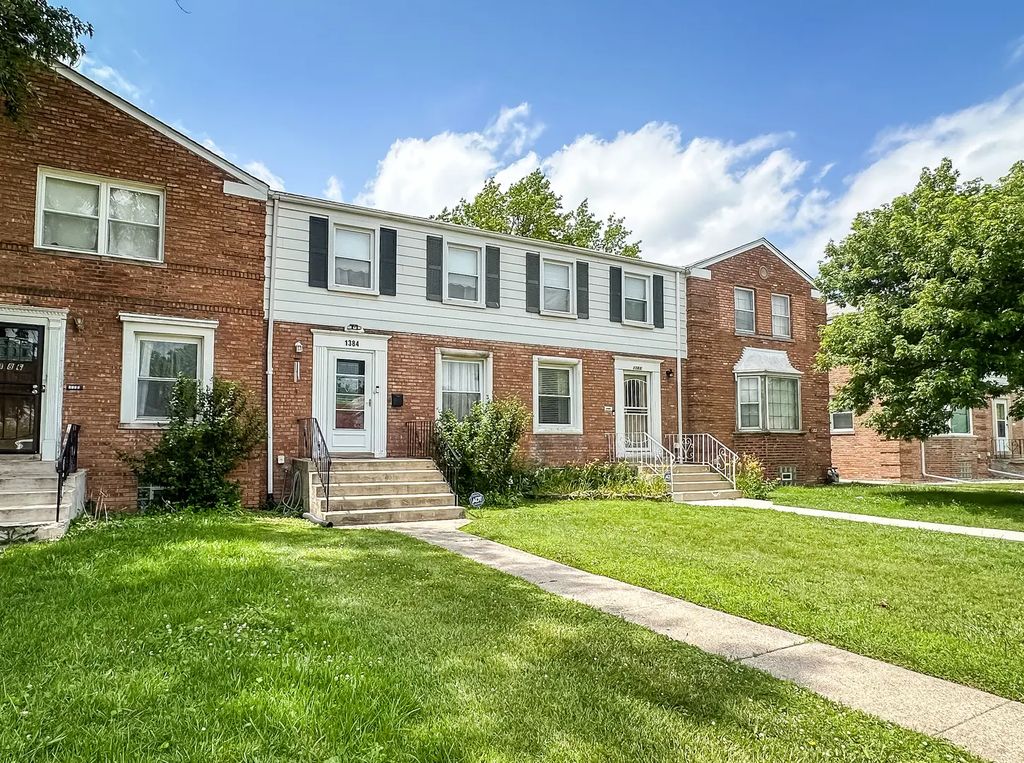 1384 Wentworth Avenue, Calumet City