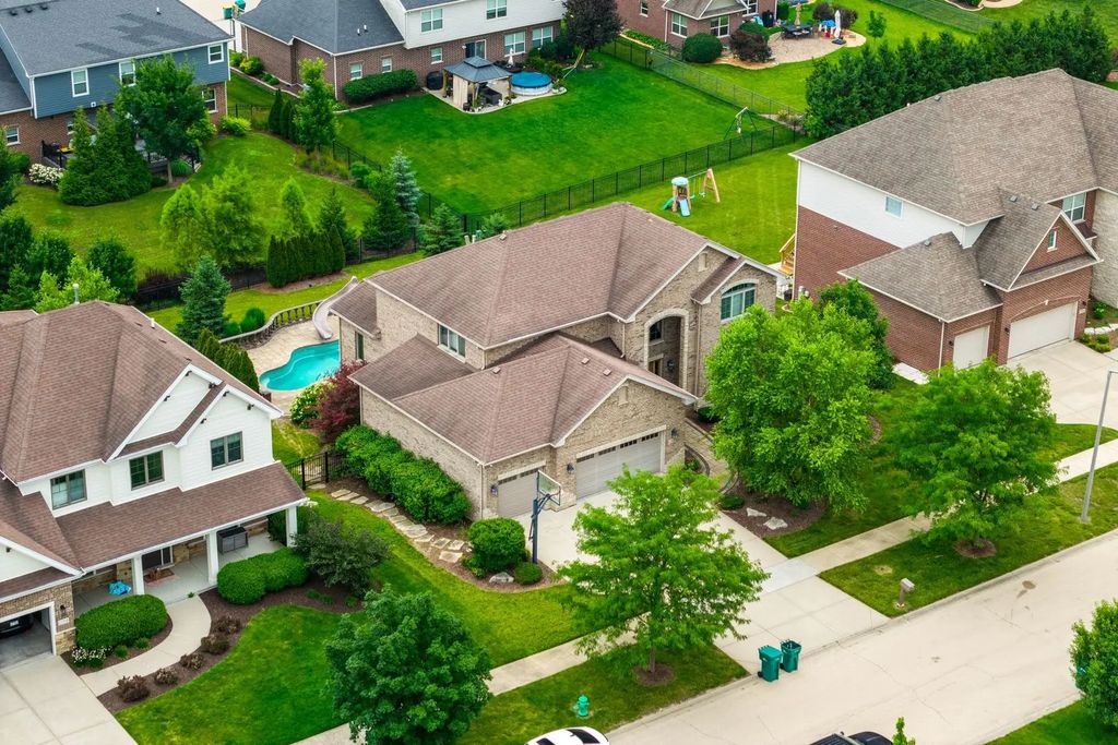 12775 Tullamore Lane, Lemont