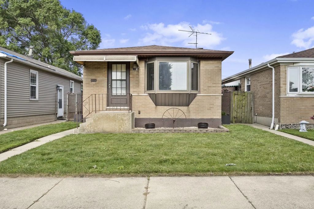 12723 S Marquette Avenue, Chicago
