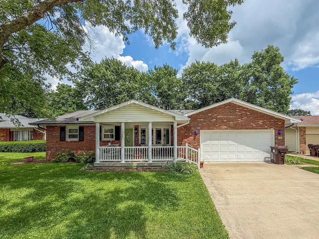 1020 Illinois Drive, Rantoul