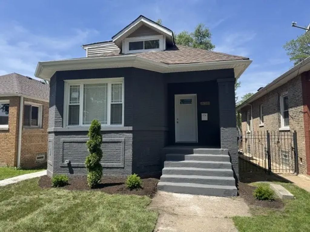 12410 S Stewart Avenue, Chicago