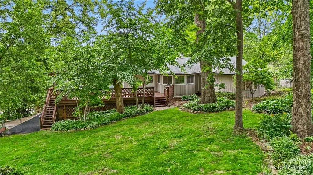 109 Wood Drive, Algonquin