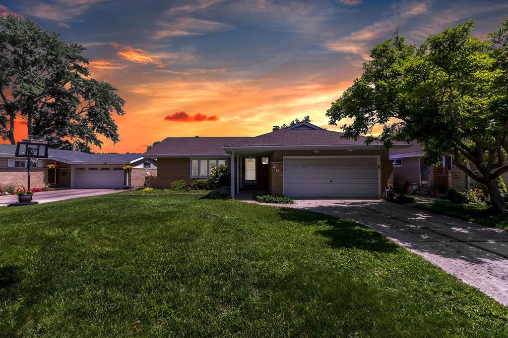 265 Terry Lane, Villa Park
