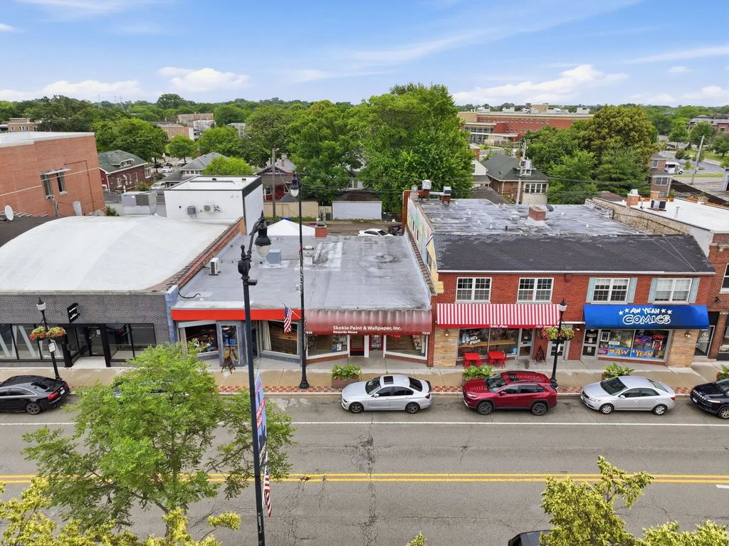 7929 Lincoln Avenue, Skokie