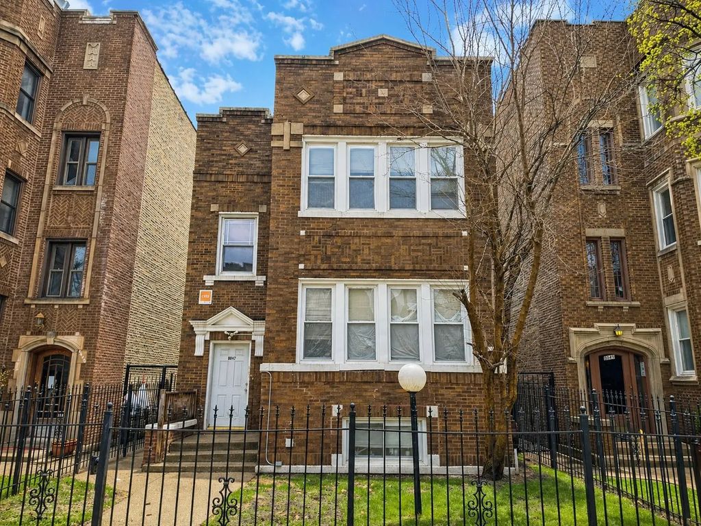 8047 S Vernon Avenue, Chicago, 60619