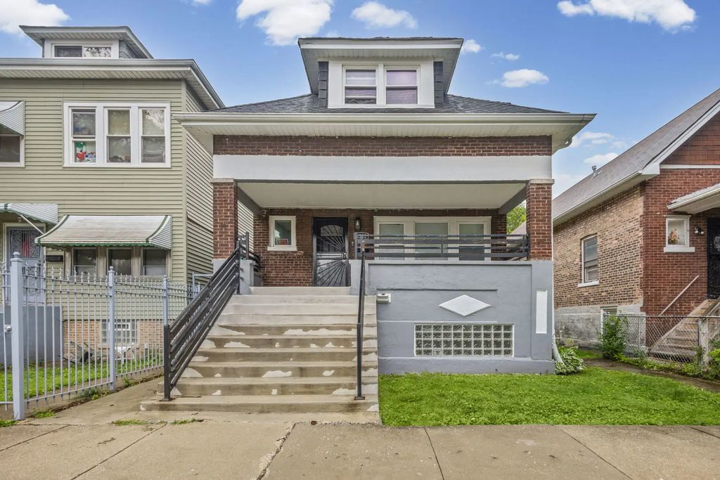 8523 S Colfax Avenue, Chicago, 60617