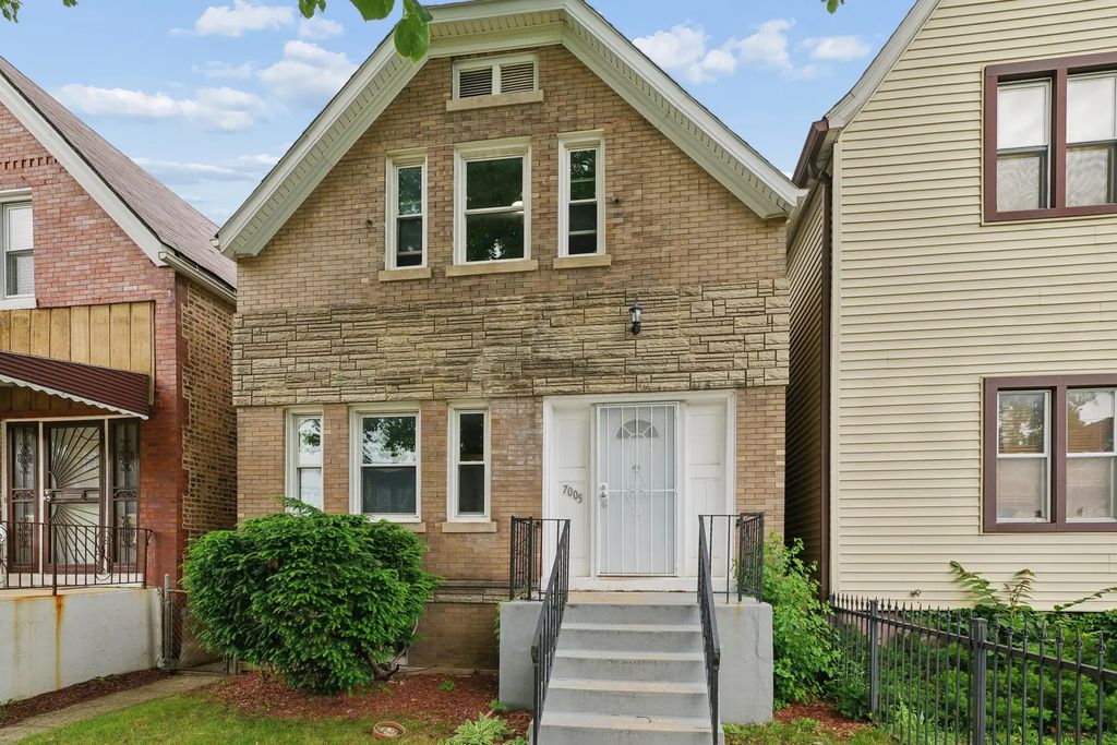 7005 S Eberhart Avenue, Chicago