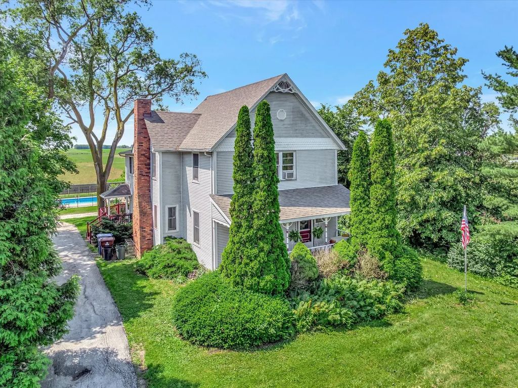 3663 W Church Road, Beecher