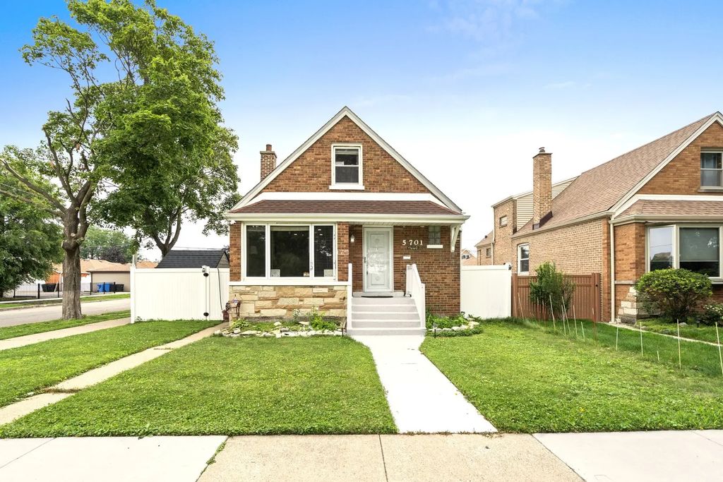 5701 S Mobile Avenue, Chicago