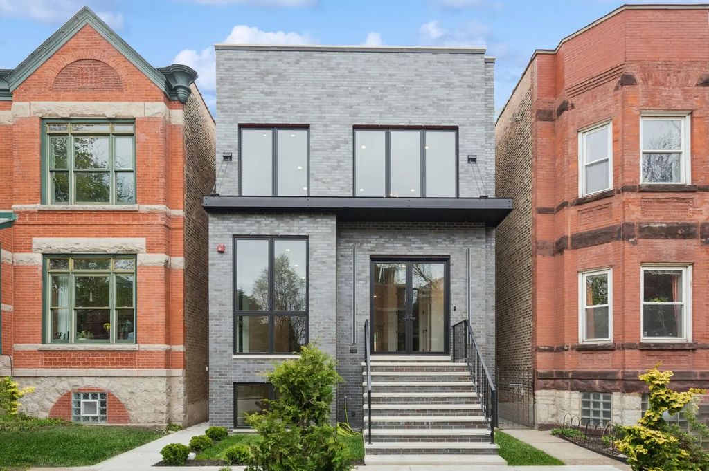 2434 W Superior Street, Chicago, 60612