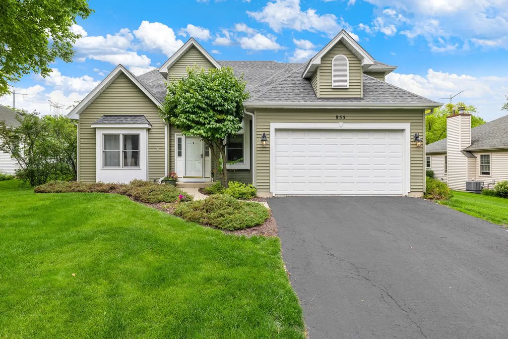 855 Ayers Street, Bolingbrook