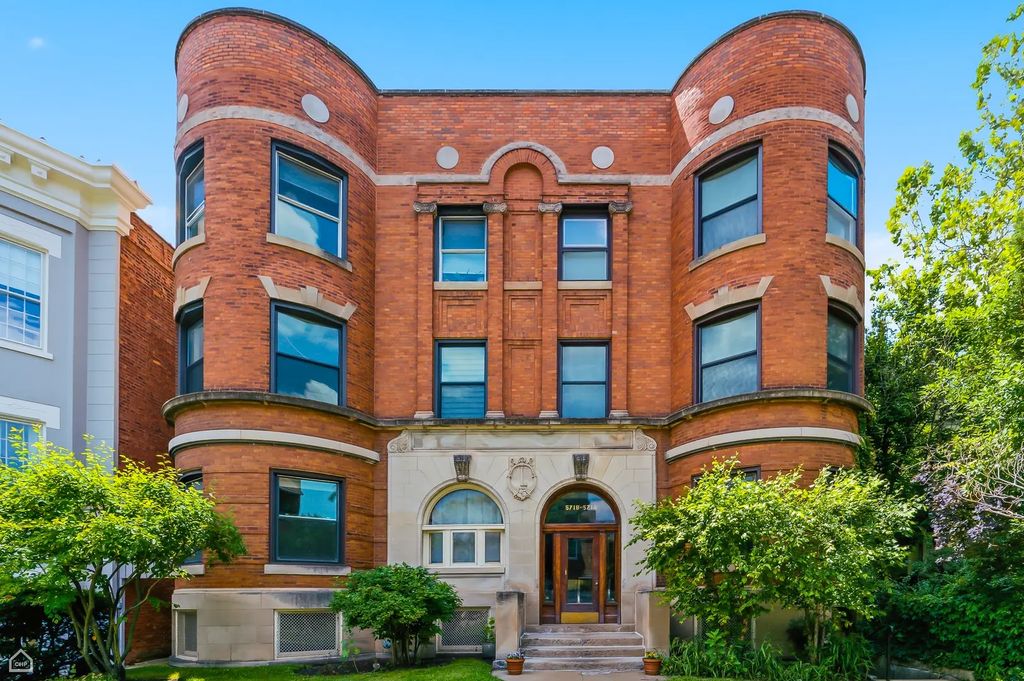 5718 S Dorchester Avenue 1, Chicago