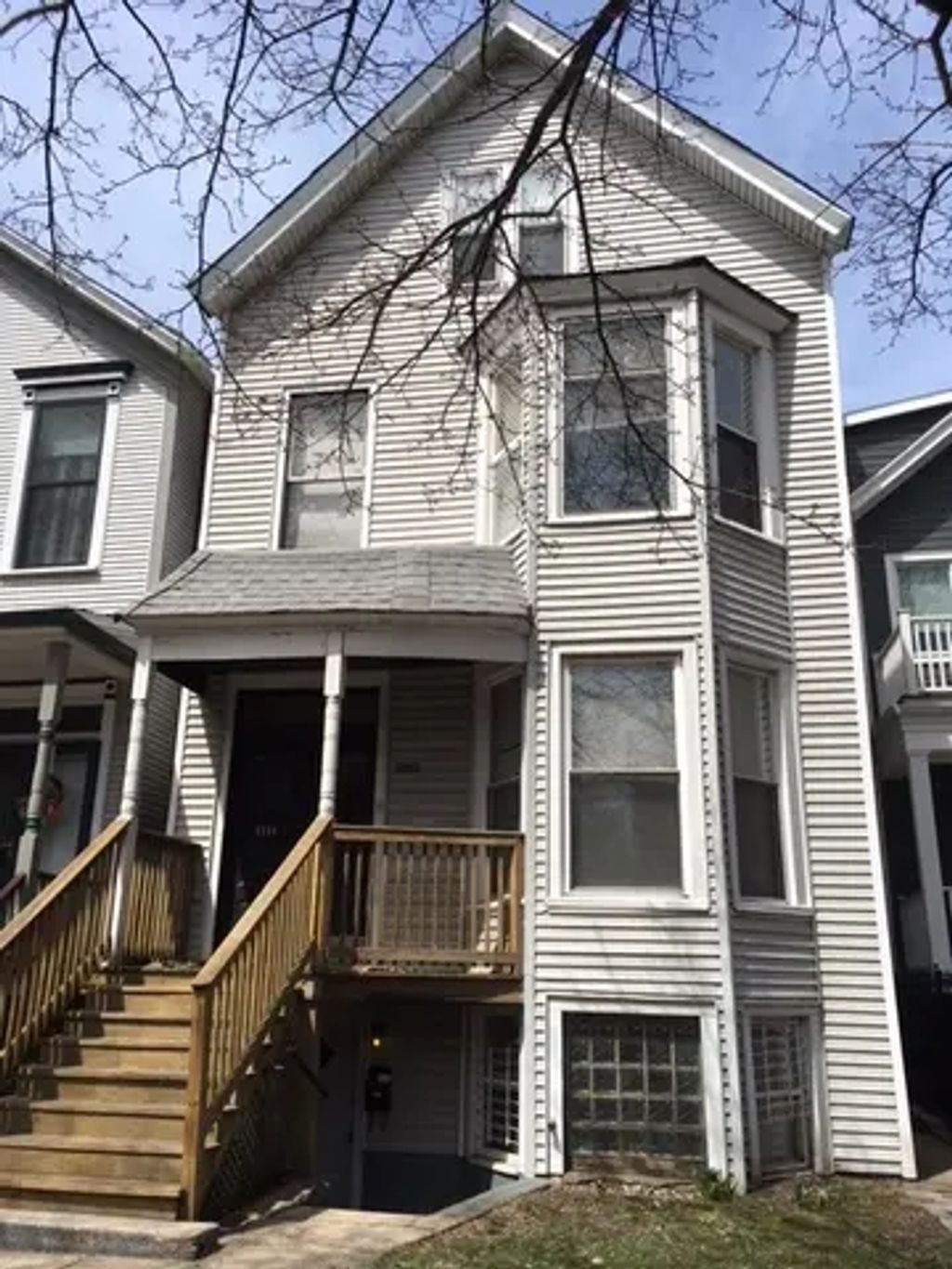 1116 W Wellington Avenue 2, Chicago