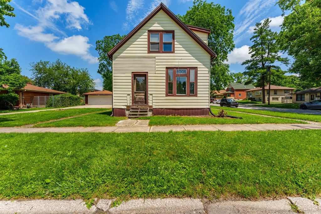 1938 Grove Street, Blue Island