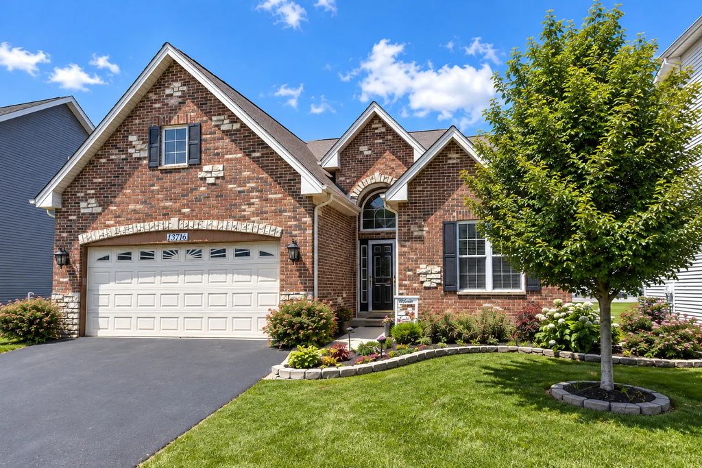 13716 S Palmetto Drive, Plainfield