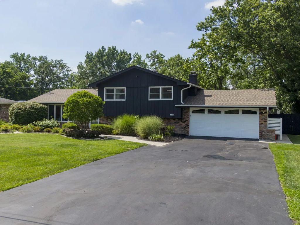 11606 N Brightway Drive, Mokena