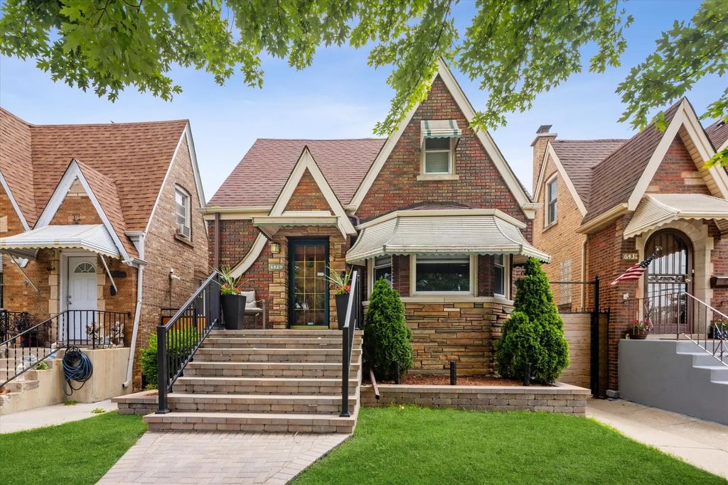6429 S Tripp Avenue, Chicago, 60629