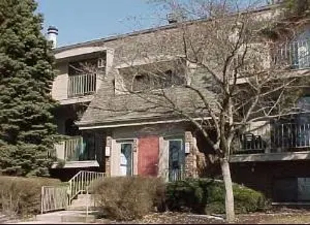 124 E Bailey Road A, Naperville