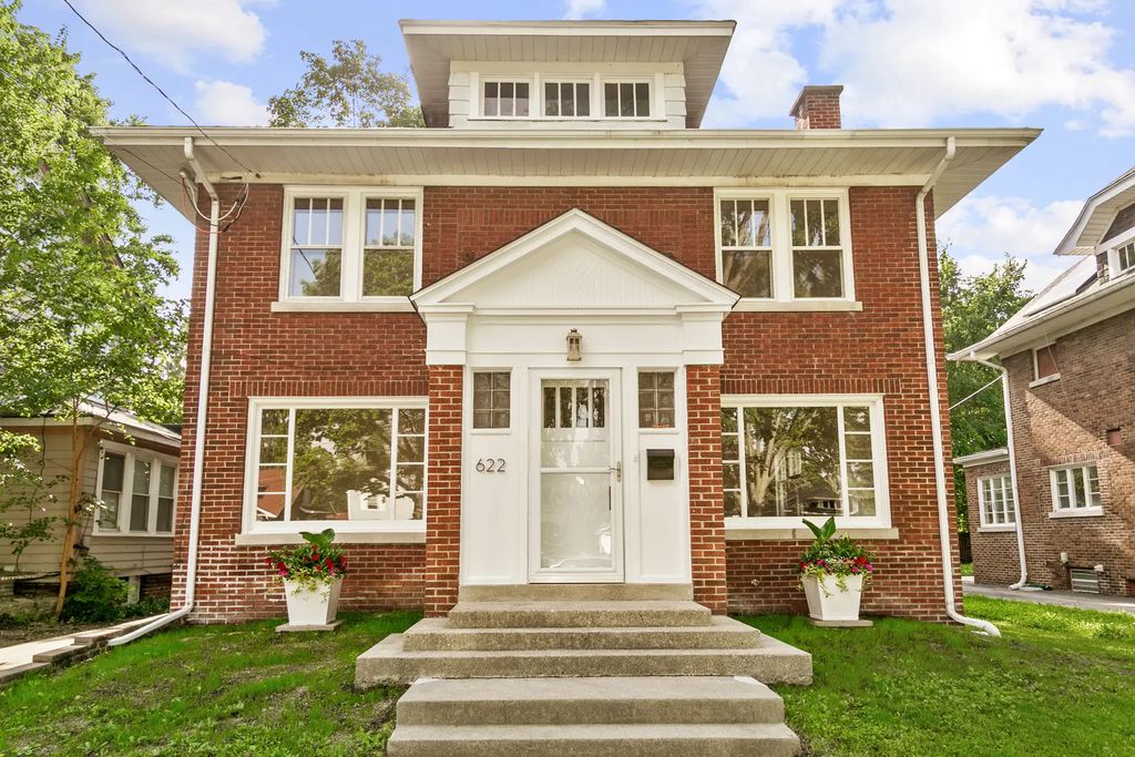 622 Sexton Street, Aurora