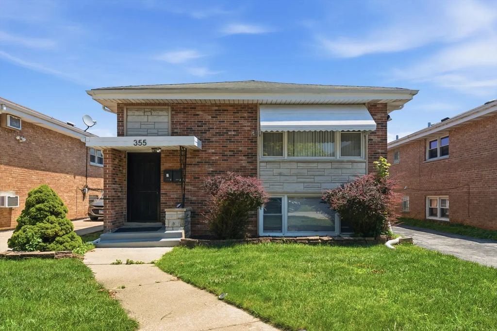 355 Luella Avenue, Calumet City