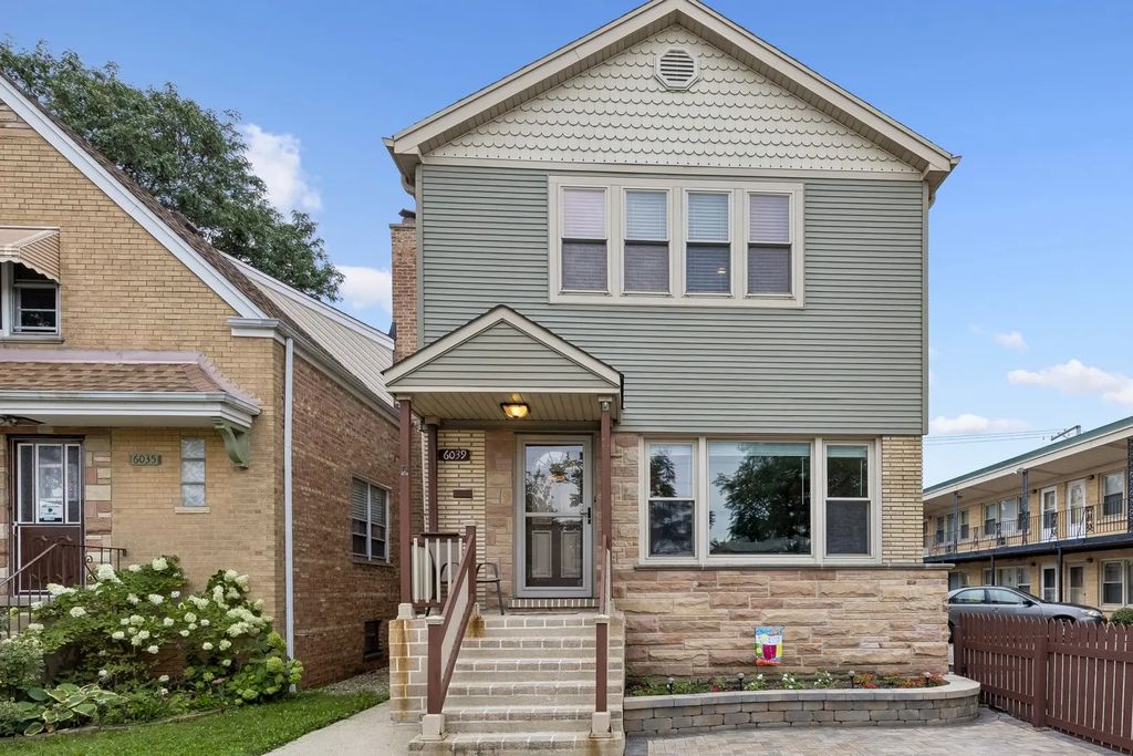 6039 W Montrose Avenue, Chicago, 60634