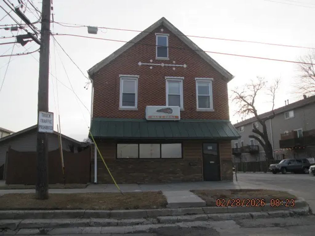 5437 S Center Avenue, Summit
