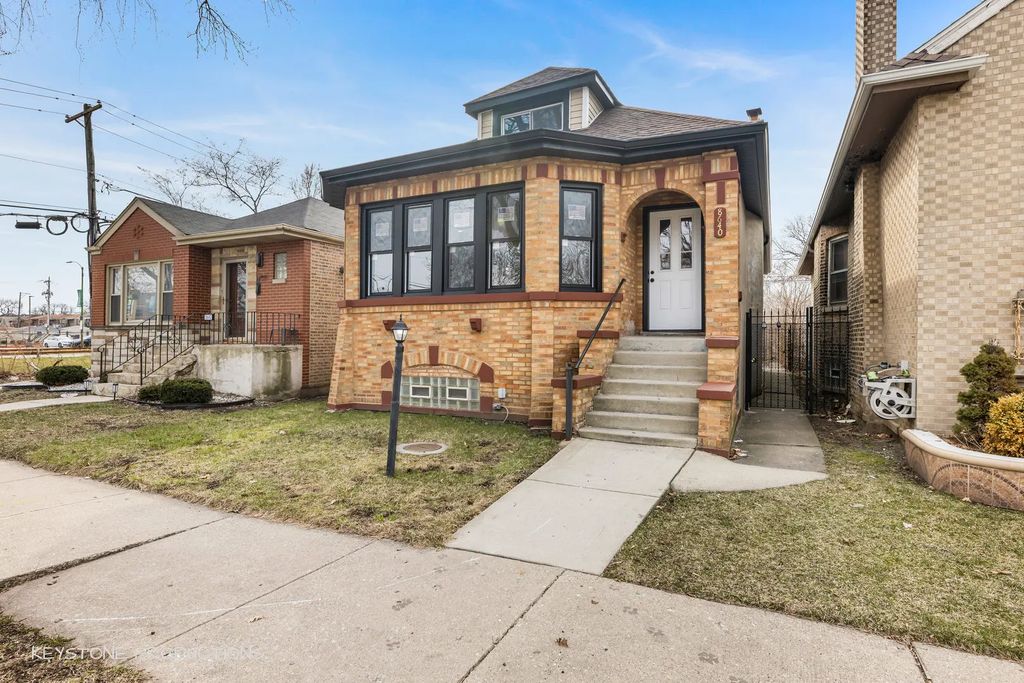 8640 S Blackstone Avenue, Chicago