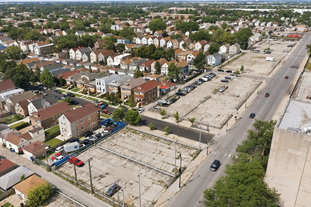 2849-3139 W 51st Street, Chicago, 60632