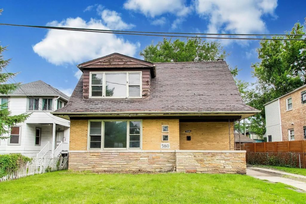 5160 W Sunnyside Avenue, Chicago