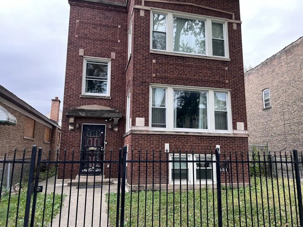821 N Waller Avenue 1, Chicago