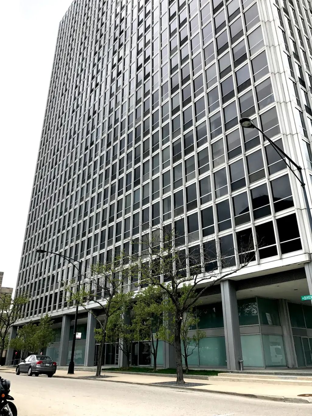 330 W Diversey Parkway 807-809, Chicago, 60657