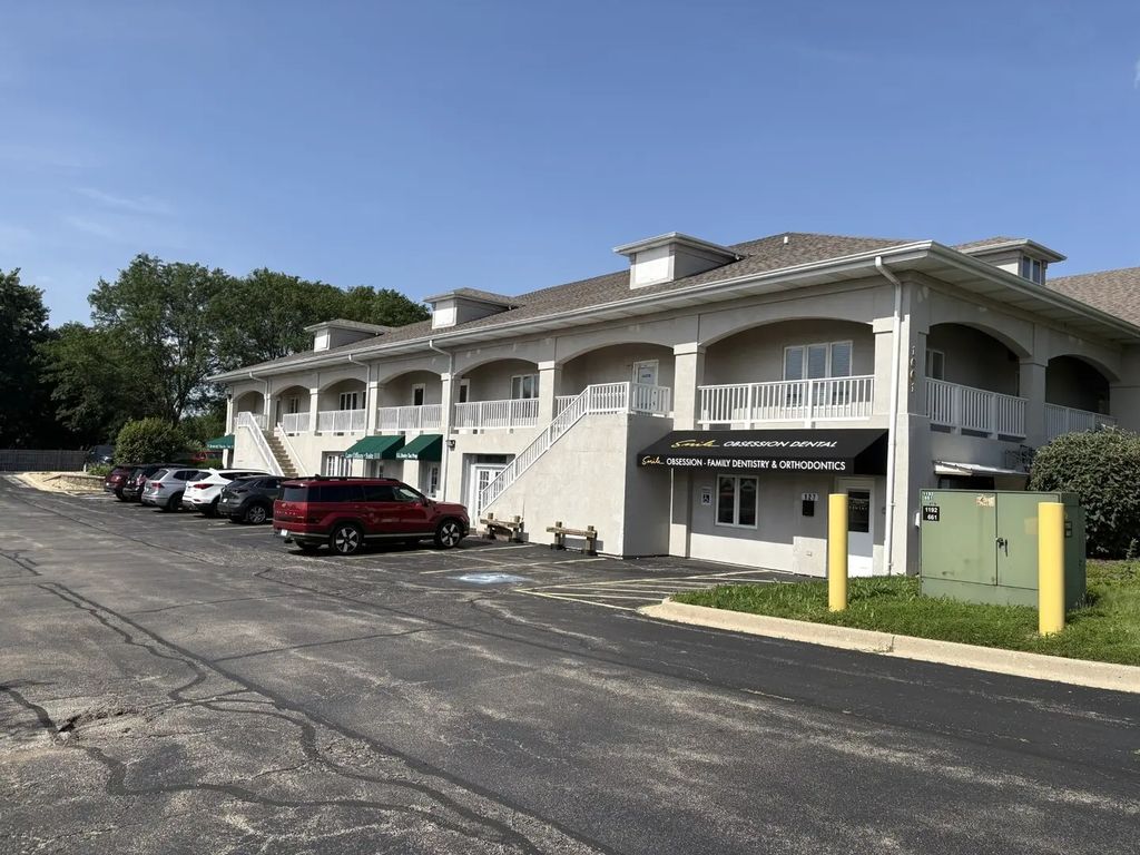 1001 E Chicago Avenue 111, Naperville