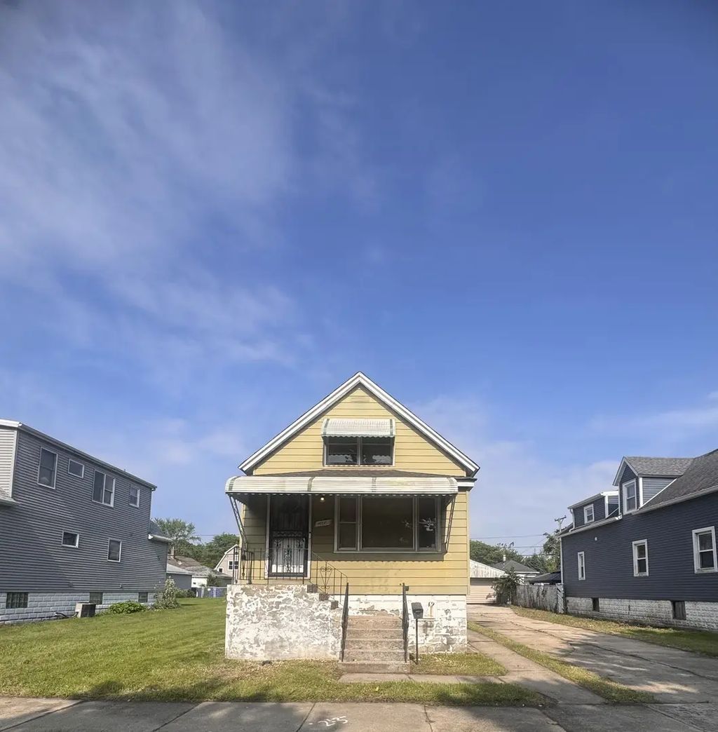 14035 S Green Bay, Burnham