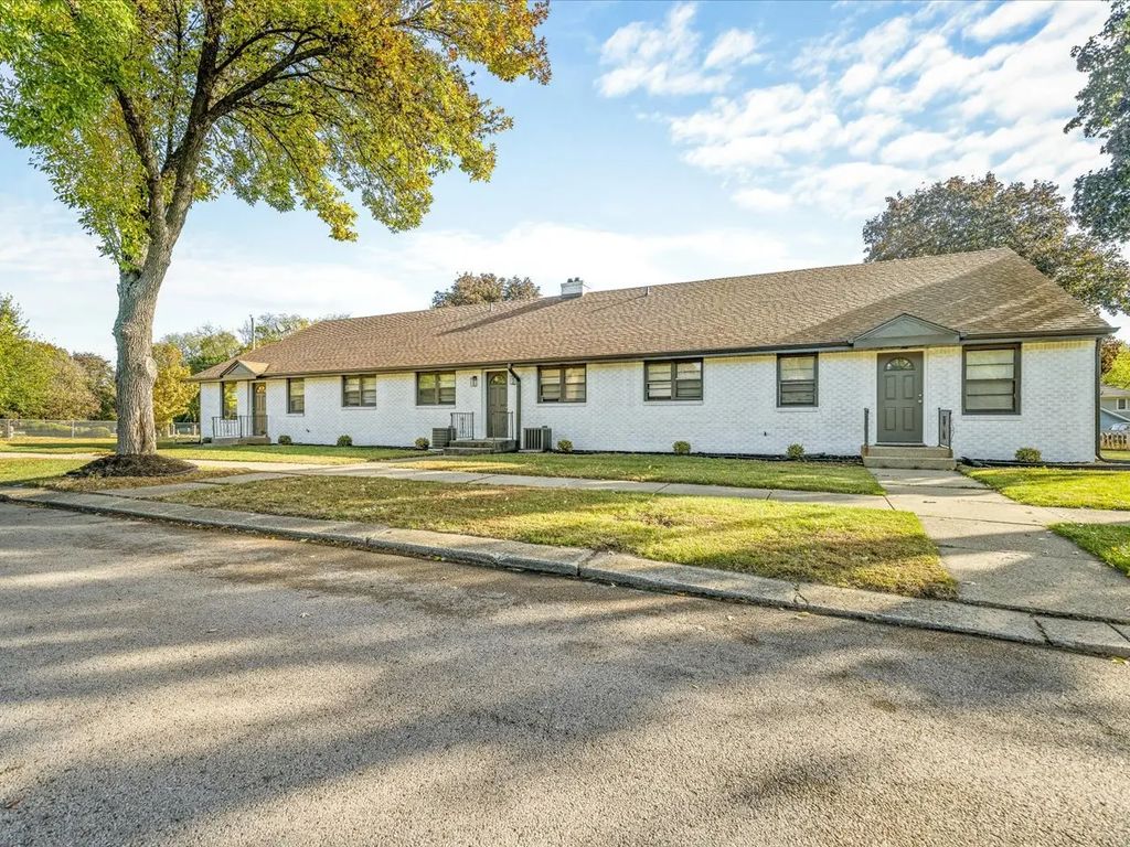 820 Cottage Grove Avenue, Rockford
