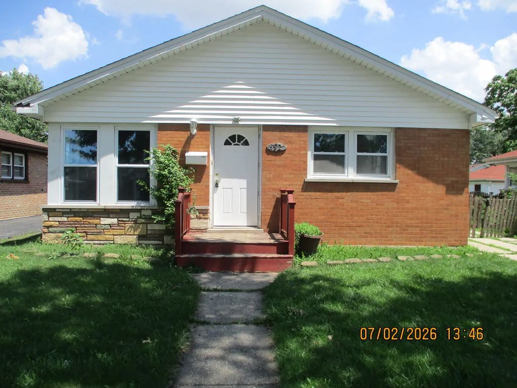 8921 Sproat Avenue, Oak Lawn