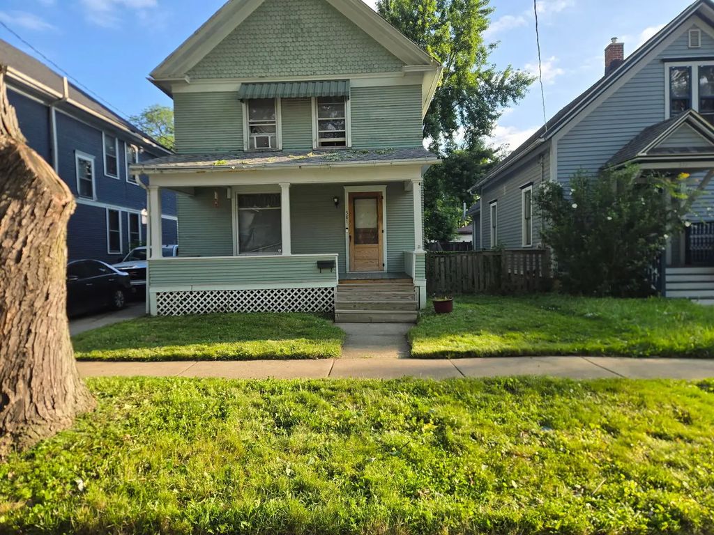 381 Spruce Street, Aurora