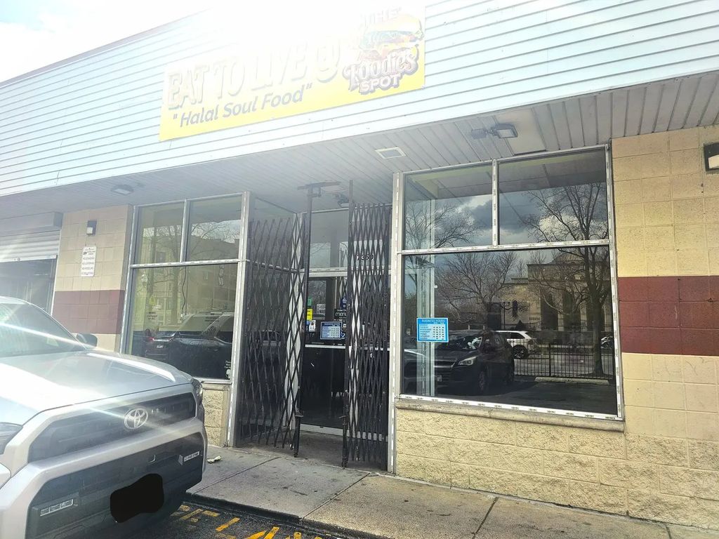 7350 S Stony Island Avenue 7350, Chicago