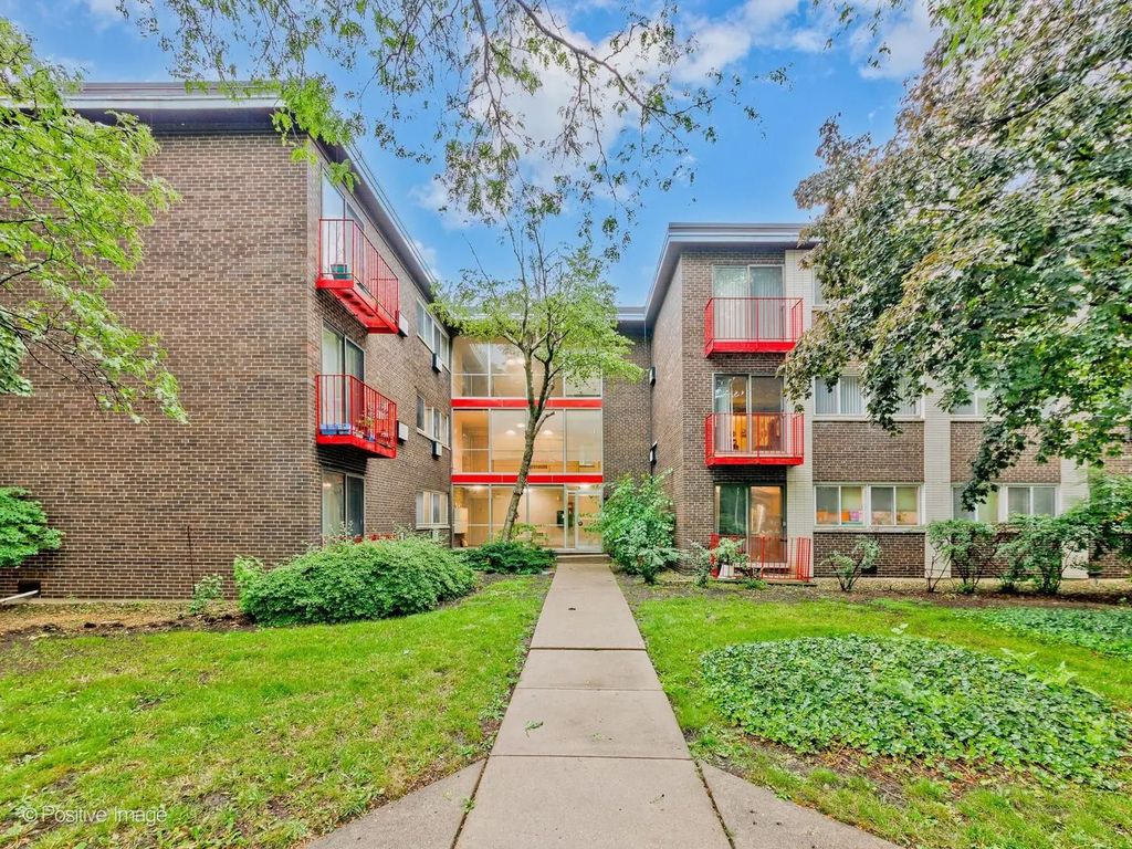 8500 Skokie Boulevard 2c, Skokie, 60077