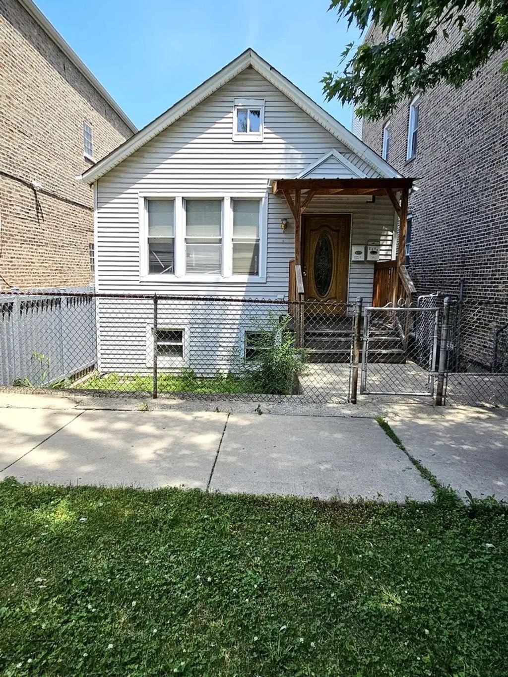 2840 W 23rd Place, Chicago